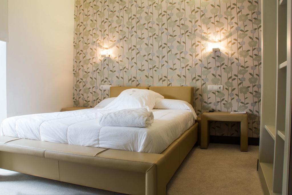 Hotel Teratermal Valdeavellano de Tera Szoba fotó