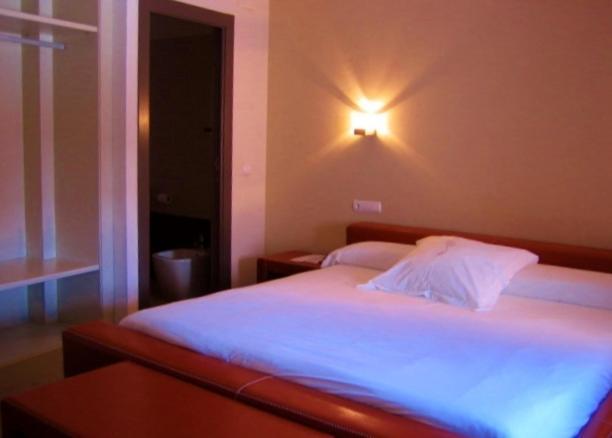 Hotel Teratermal Valdeavellano de Tera Szoba fotó